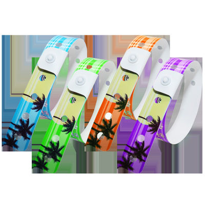 Las pulseras de vinilo personalizadas a prueba de agua