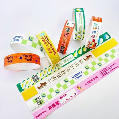 Logotipo personalizado Impreso pulseras impermeables papel tyvek con numeración secuencial Código de barras