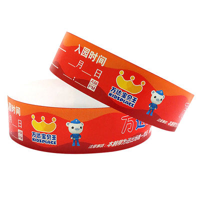 Pulseras coloridas para eventos Tyvek con impresión a todo color Impermeable al sudor Resistente a la admisión Pulseras
