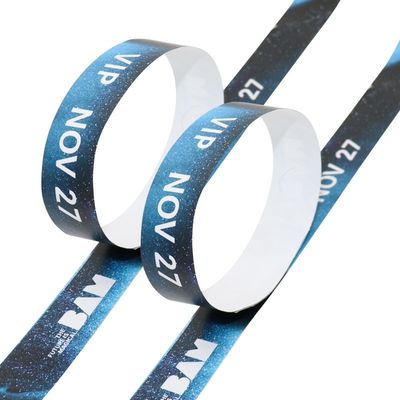 Polsillos de eventos Tyvek resistentes al sudor e impermeables baratos Eventos de código de barras Variedad de colores Brazalete de eventos de papel