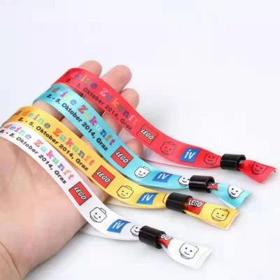 Muestras de poliéster de tejido de diseño personalizado Muñecas de prendas de vestir Conciertos Eventos promocionales Regalo Largo ajustable