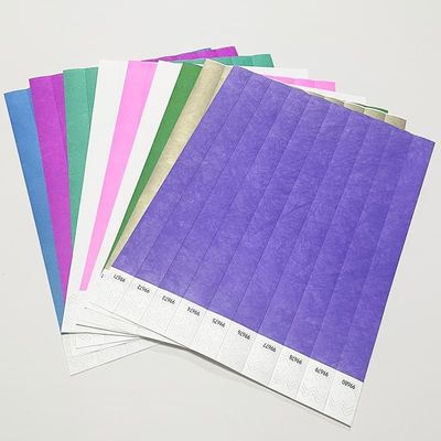 Pulseras personalizadas para eventos Tyvek con código de barras numeradas a prueba de agua para la identificación de la fiesta de la piscina Brazalete de papel de admisión