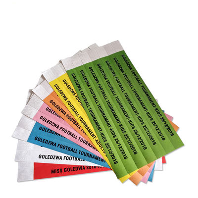 Pulsera de evento Tyvek personalizada con código de barras Numerada Impermeable Identificación de la fiesta de la piscina Entrada Papel de admisión