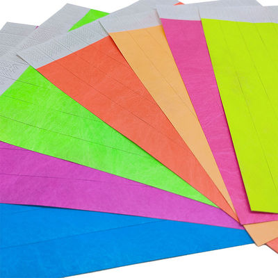 Eventos Festival Pulseras de papel Tyvek con código de barras y características de seguridad