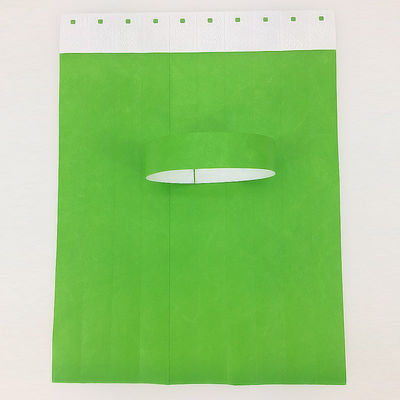 Código de barras personalizado Numeración Tyvek pulsera de papel para la entrada de la piscina a prueba de agua