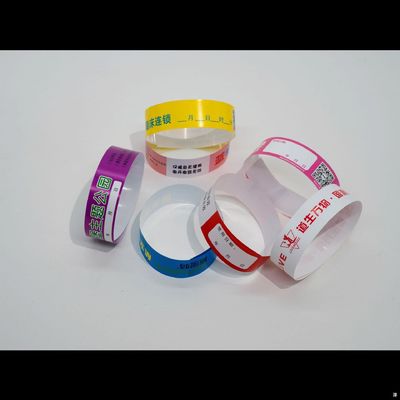 Impreso Resistente al agua/sudor Puñetas de entrada de entrada de pulsera de papel sintético de PP Puñetas de evento