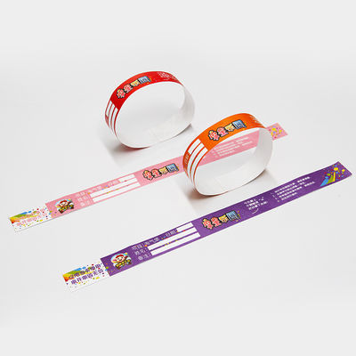 Evento PP Papel sintético Logotipo de pulsera personalizado Impreso resistente al agua / sudor Entrada al parque de fiestas Entradas Pulseras