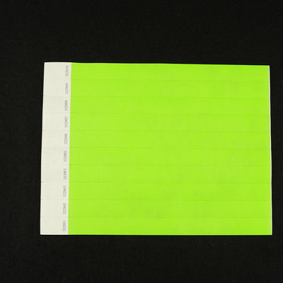 Pulsera de papel Tyvek de impresión digital a color brillante con impresión a todo color y codificación de barras de numeración secuencial