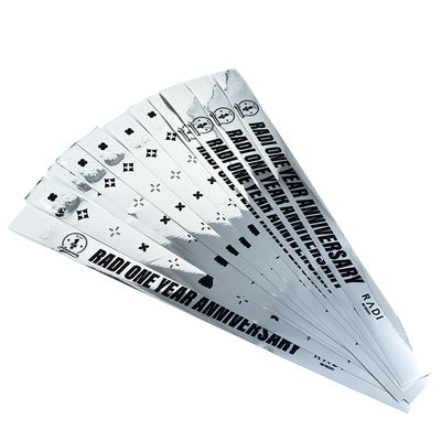 Pulseras de fiesta con purpurina de moda añaden brillo a tu evento con bandas de plástico