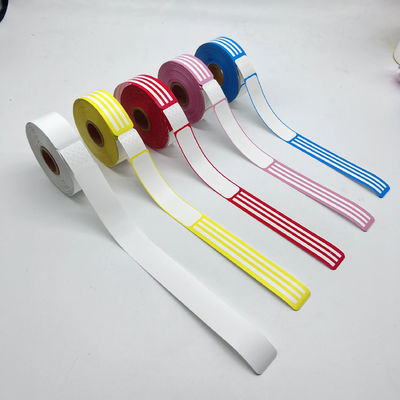 Código de barras UPC Pulseras personalizadas de vinilo para pacientes para procesos y gestión simplificados